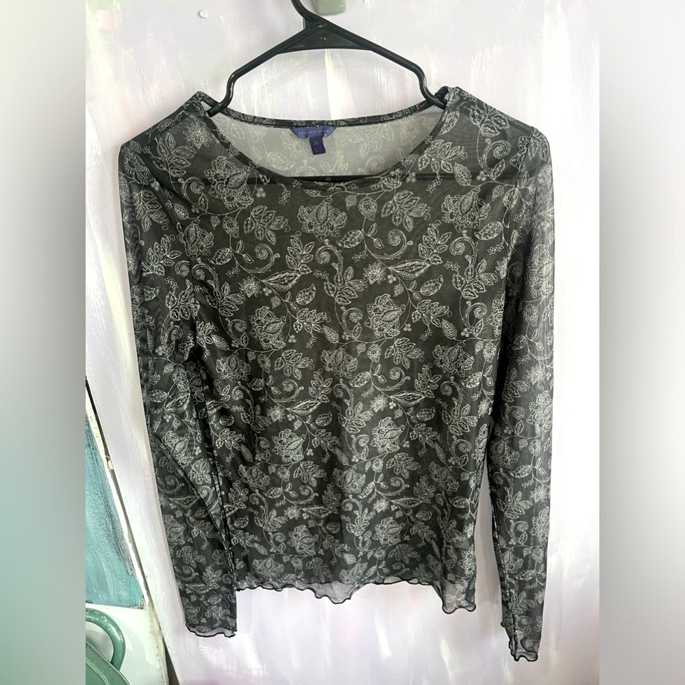 Aeropostale sheer floral long sleeve top Size XL